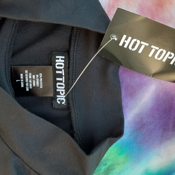 Sold. Hot Topic o ring keyhole skater dress - Picture 8 of 10